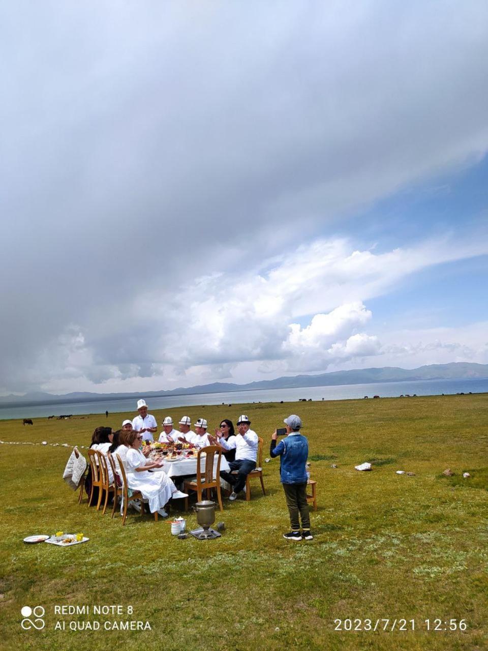 Готель Zalkar Yurt Camp Song-Kul Екстер'єр фото